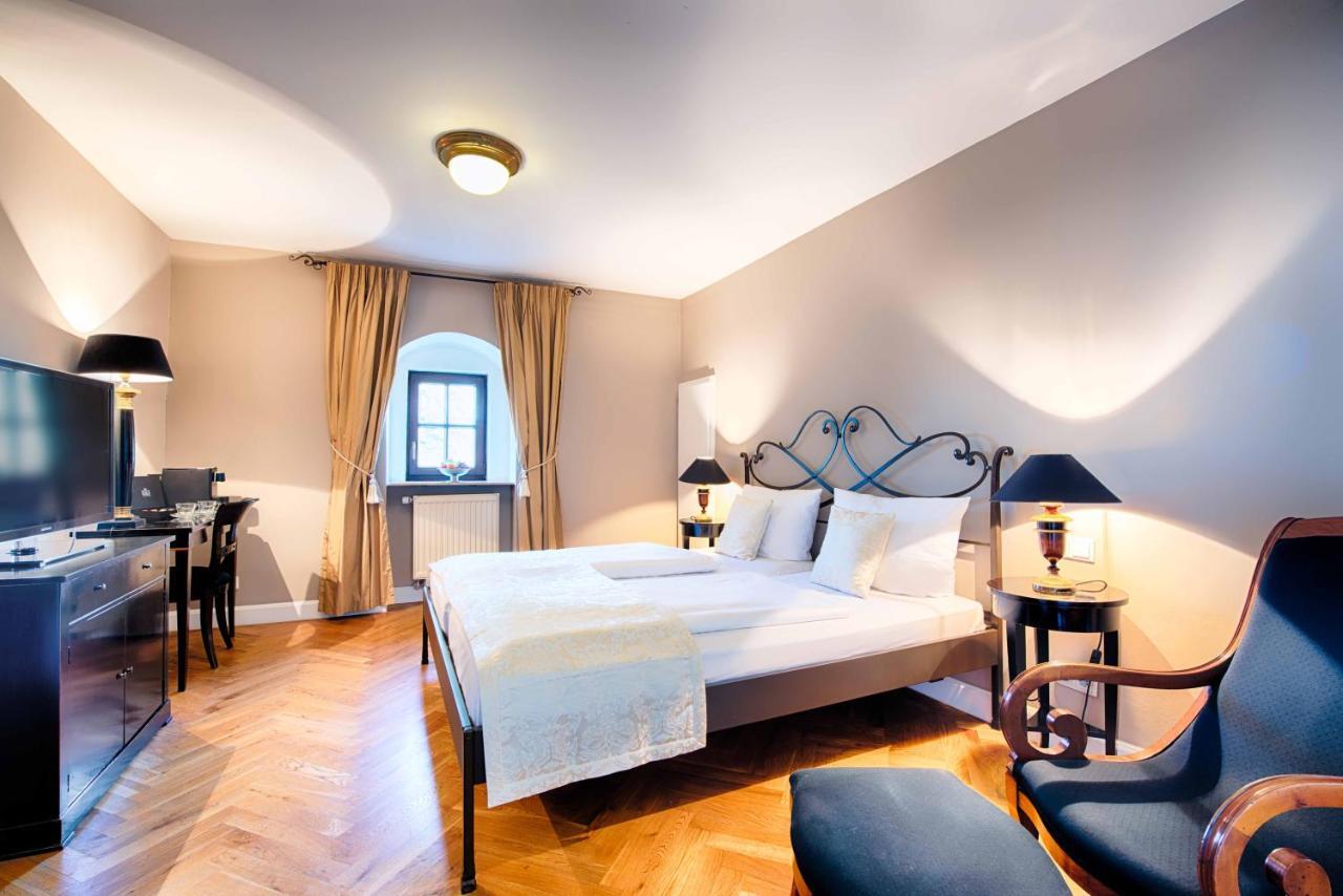 Hotel Schloss Lehen バート・フリードリヒスハル エクステリア 写真